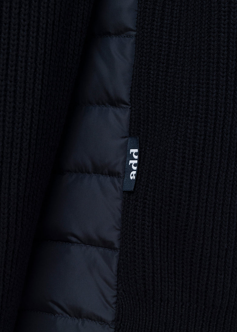 jacket with knitted sleeves