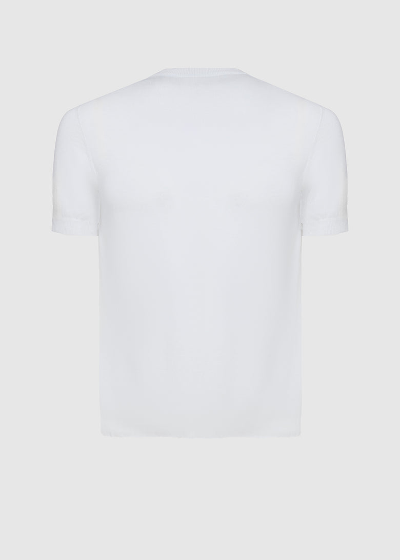 short sleeved t-shirt