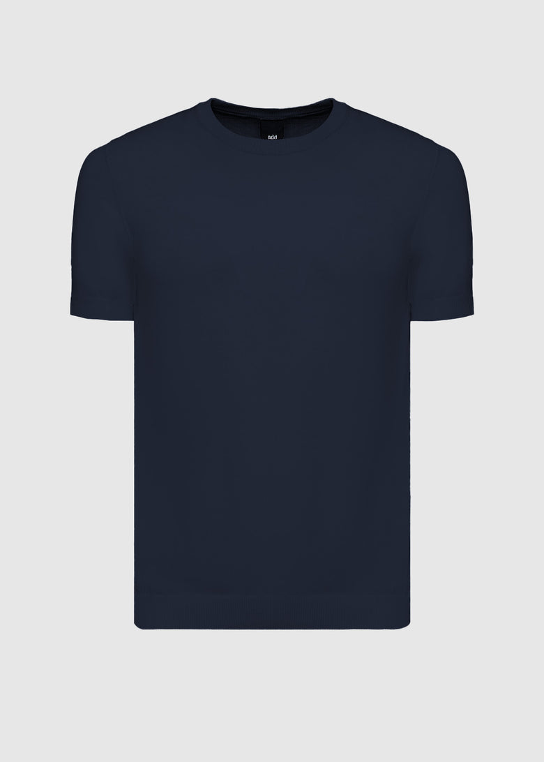 short sleeved t-shirt