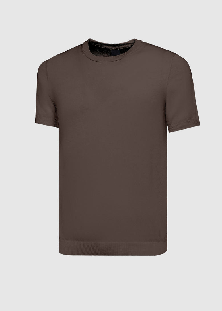 short sleeved t-shirt
