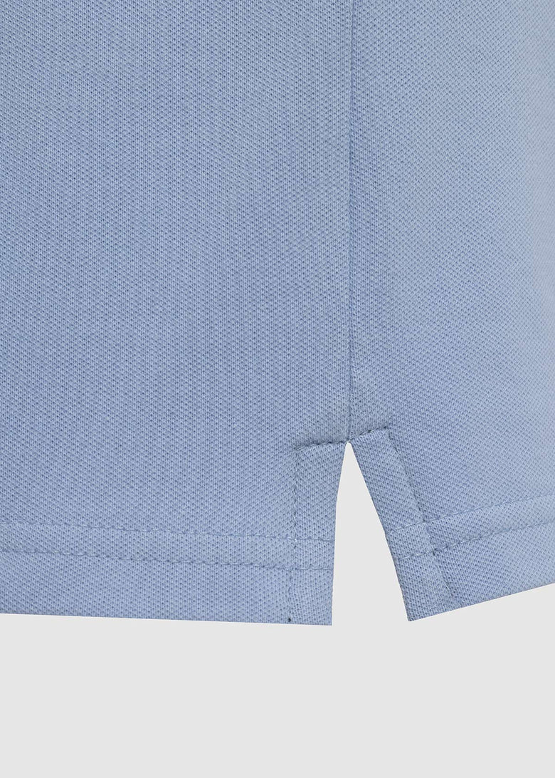 polo with coloured details