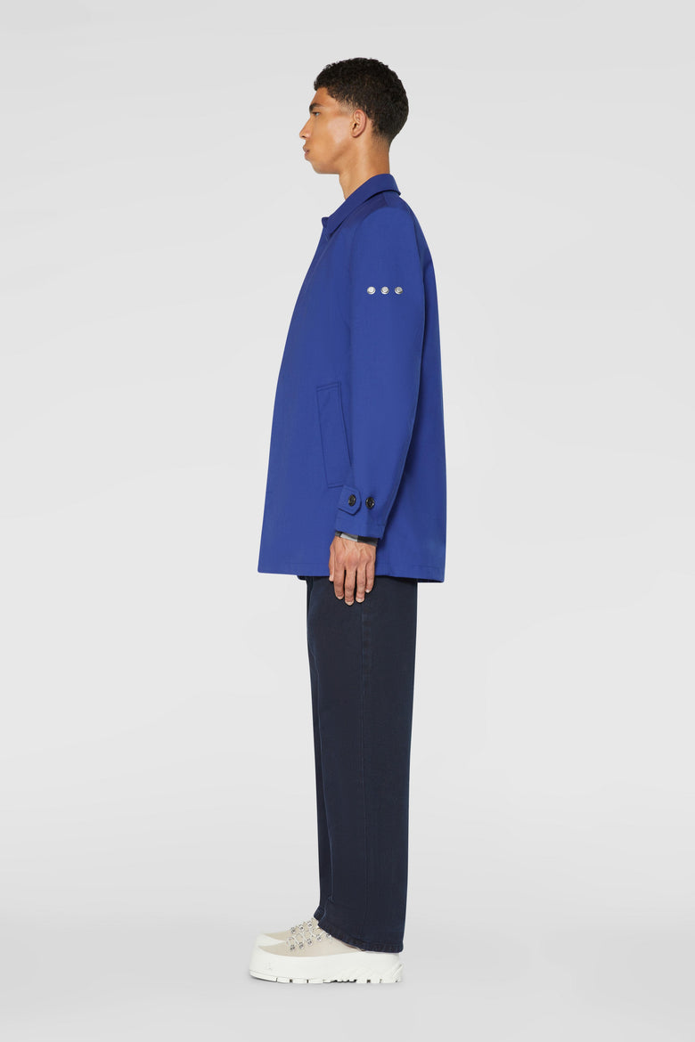 Trench coat with detachable inner jacket