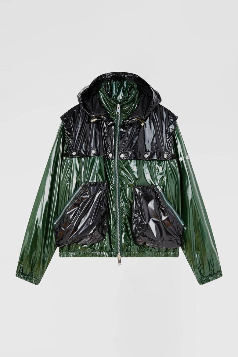 Padded jacket with detachable hood and pockets