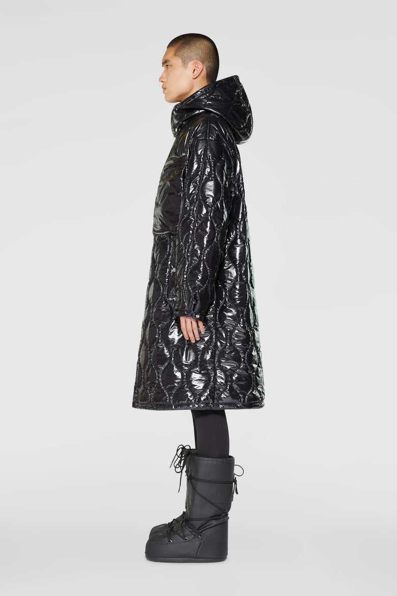 Cappotto in ovatta con cappuccio staccabile