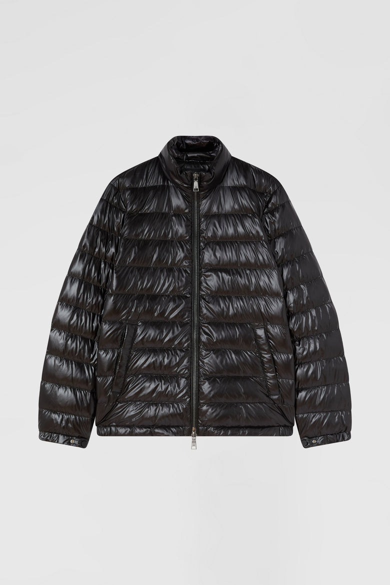 Twin jacket: raincoat with inner down jacket