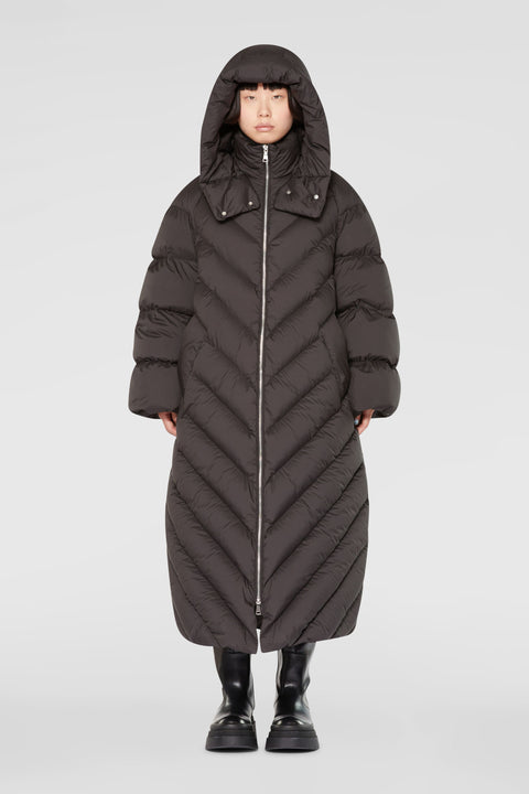 Piumino lungo over con cappuccio staccabile