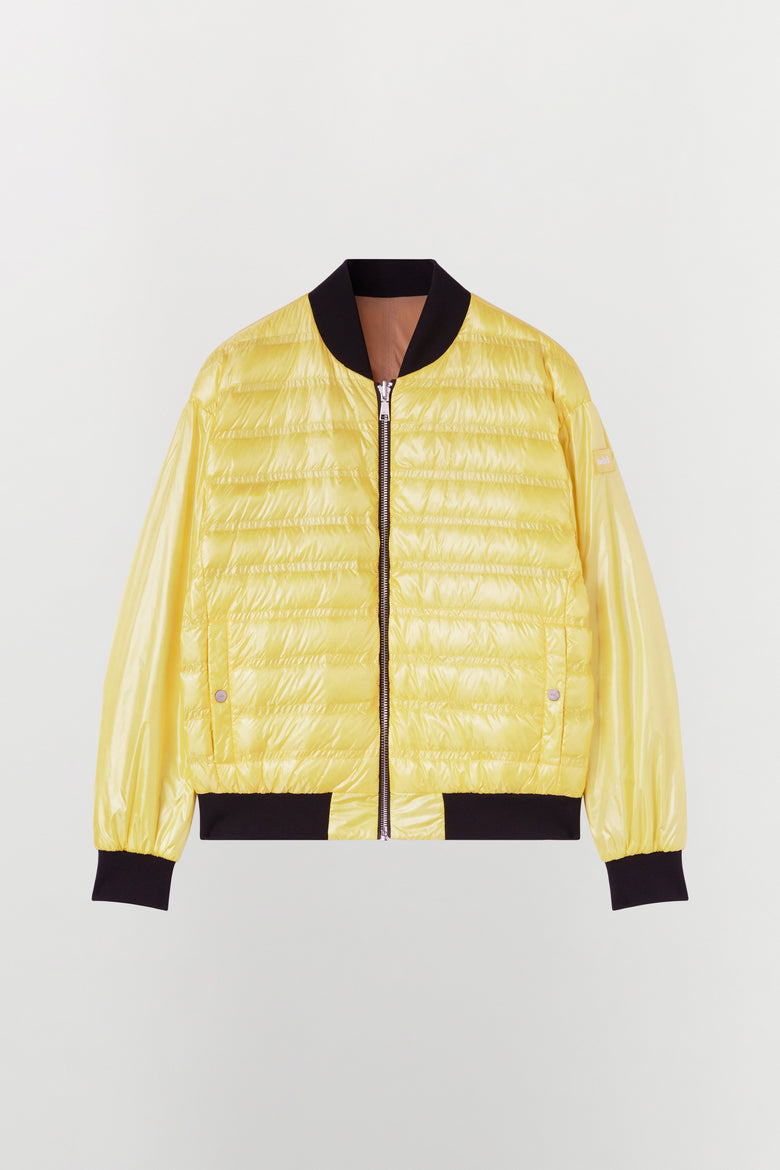 Reversible bomber jacket in water- repellent technical fabric with ribbed details