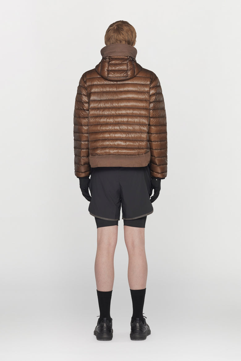 Gender neutral jacket in ultralight nylon padded with duck down