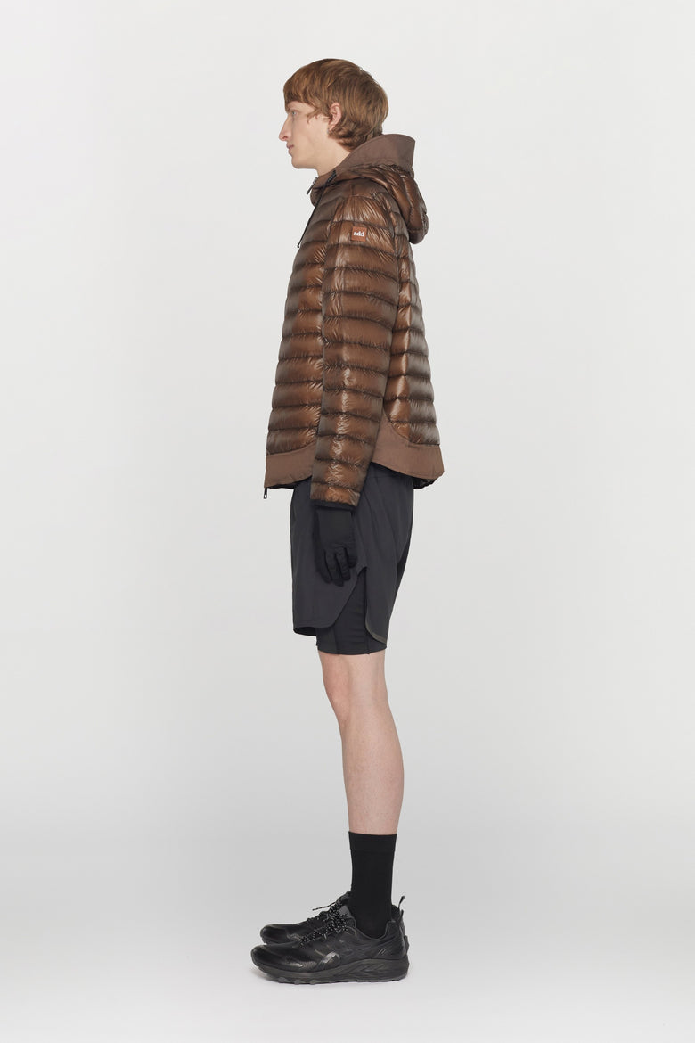 Gender neutral jacket in ultralight nylon padded with duck down