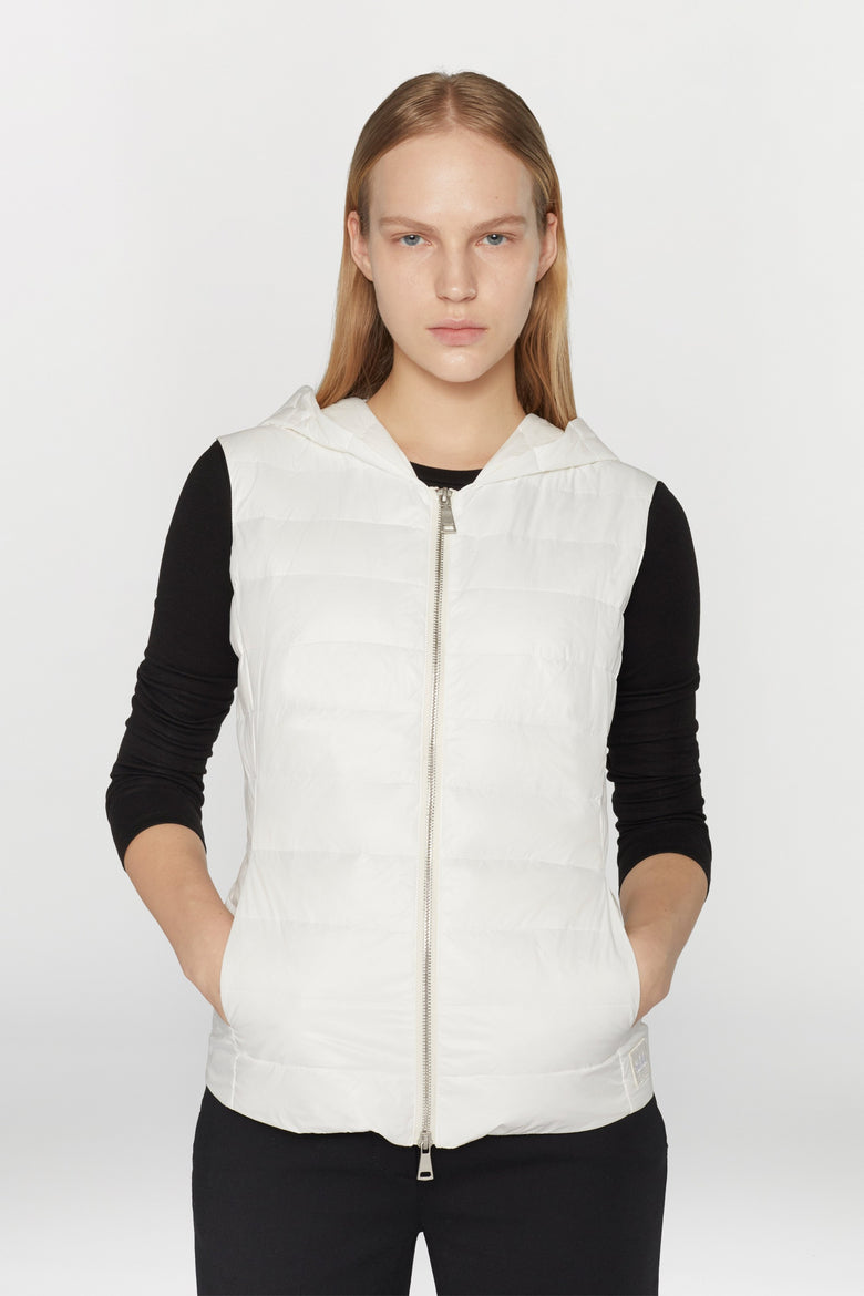 Gilet in nylon ultraleggero imbottito in piumino d'anatra