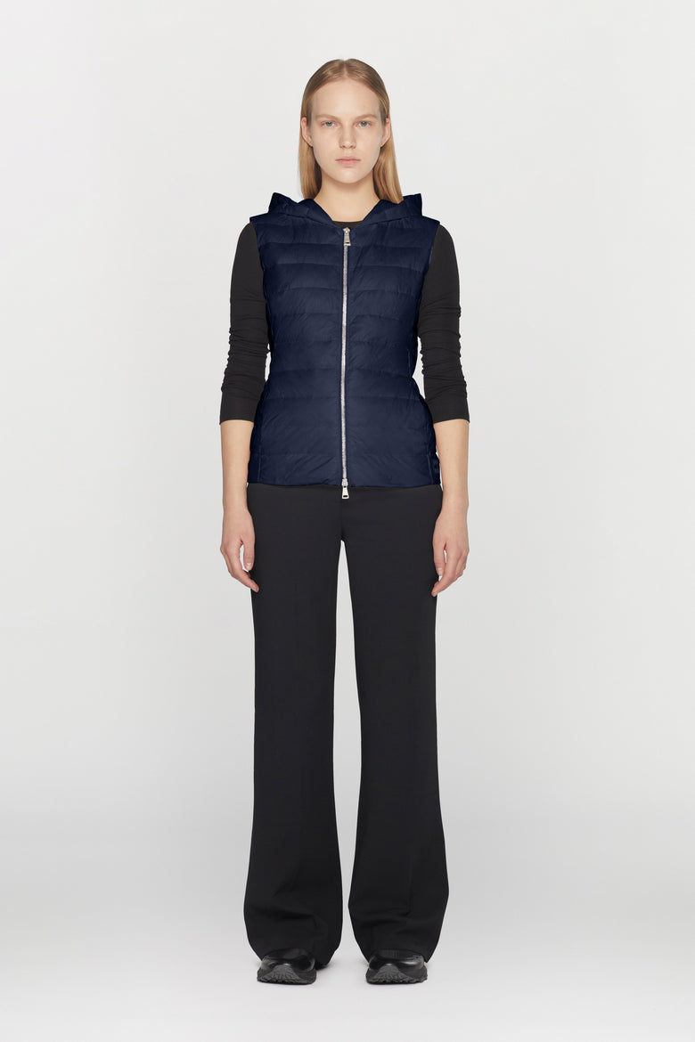 Gilet in nylon ultraleggero imbottito in piumino d'anatra