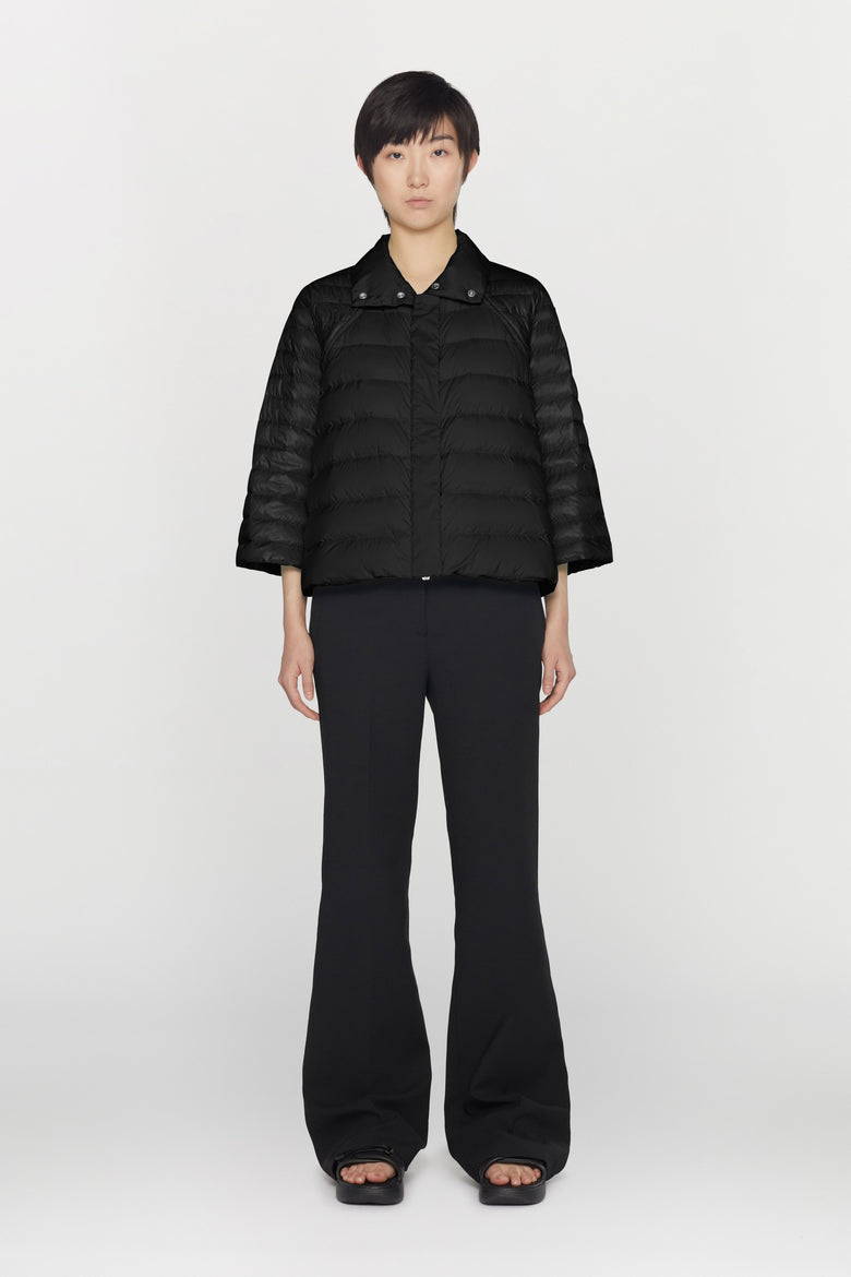 Cappa in nylon ultraleggero con imbottitura in piumino d'anatra