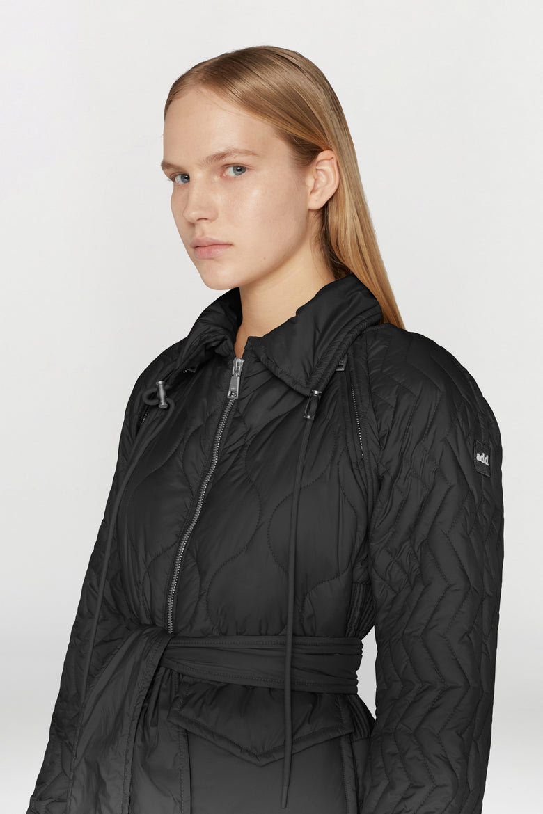 Ultralight nylon jacket with removable sleeves